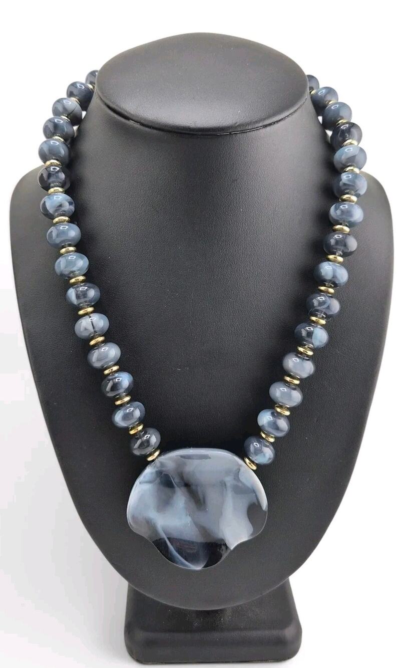 Vintage Genuine Lucite Gray Marble Pendant Beaded Necklace